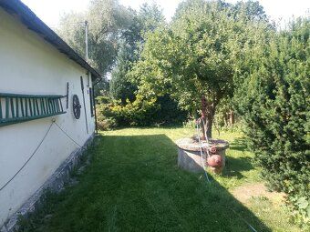 Dlouhodobě pronajmu chatu 7 km od města Tábor. 2+1 70 m². Ko