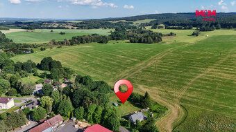We offer an attractive building plot for sale measuring 955