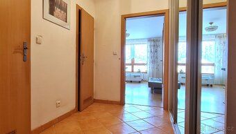 NAJÍM BYTE 1+KK, PRAHA 4 - KUNRATICE Ponukujeme k najatiu