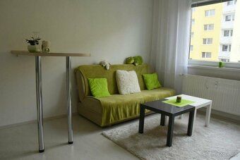 Pronájem bytu 1 + 1 + L (41,70 m2) na sídlišti v Rumburku, u