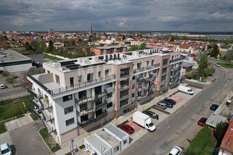Nabízíme k pronájmu moderní byt v novostavbě situovaný ve 3.