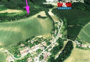 V katastrálním území Světlá u Šebetova (okres Blansko) nabíz