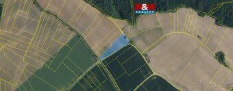 We offer for sale a set of plots comprising a total area of