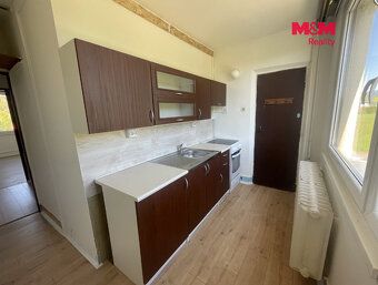 K pronájmu světlý byt 3+kk o užitné ploše 56 m² v klidné čás