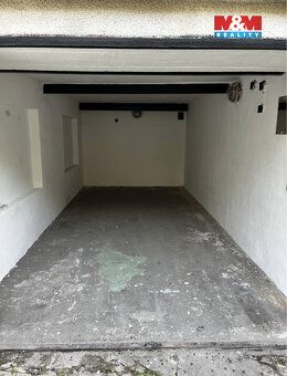 Nabízíme k prodeji družstevní garáž v klidné lokalitě Bezruč