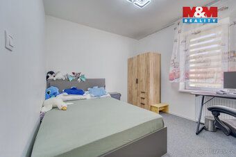 Ми пропонуємо на продаж просторий односімейний будинок у