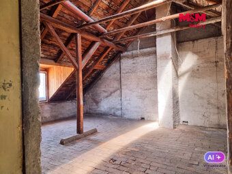We offer for sale an apartment house in Velké Poříčí, which