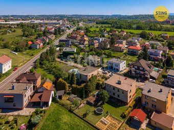 Hledáte prostorné rodinné bydlení se zahradou? Byt v rodinné