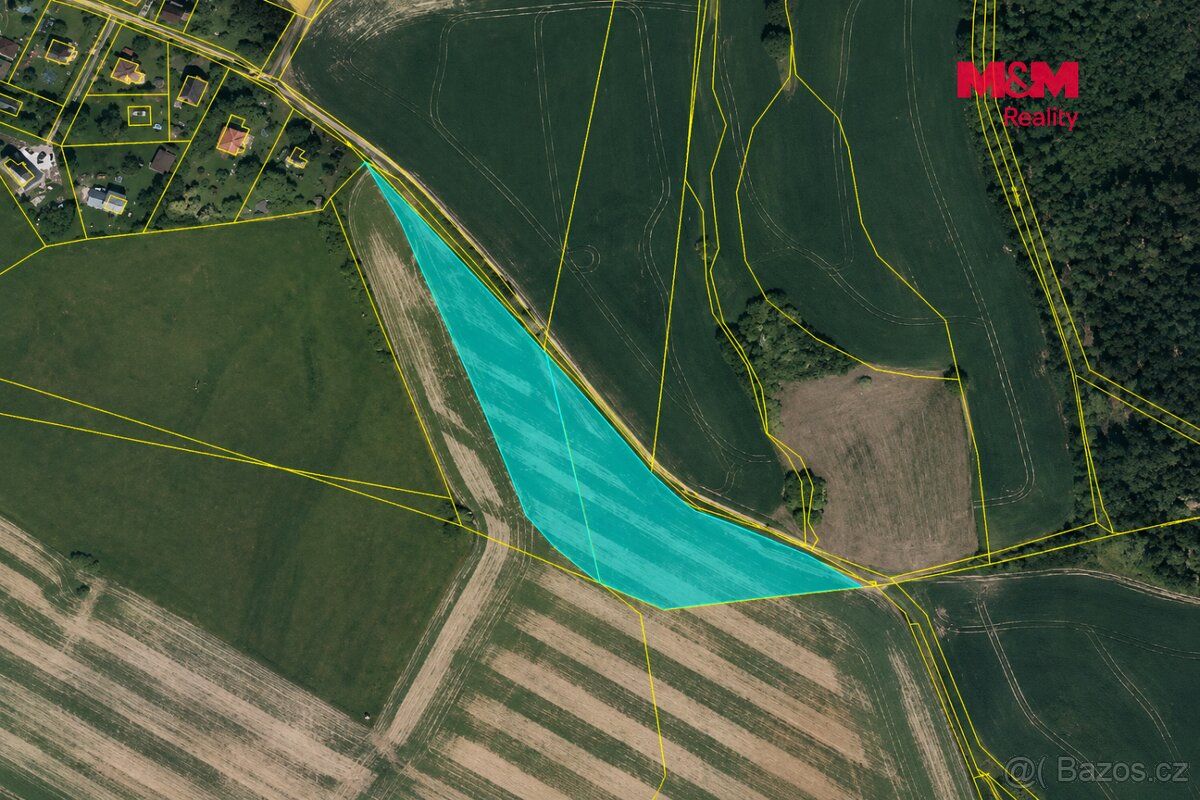 Sprzedam działkę budowlaną 5 712 m² w granicach