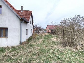 Oferuję na sprzedaż dom jednorodzinny położony w mało