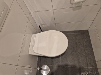 Exluzivní pronájem krásného a čistého bytu 2+kk v osobním vl