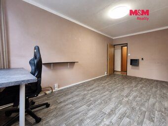 Ми пропонуємо на продаж просторий апартамент 3+кк площею 67