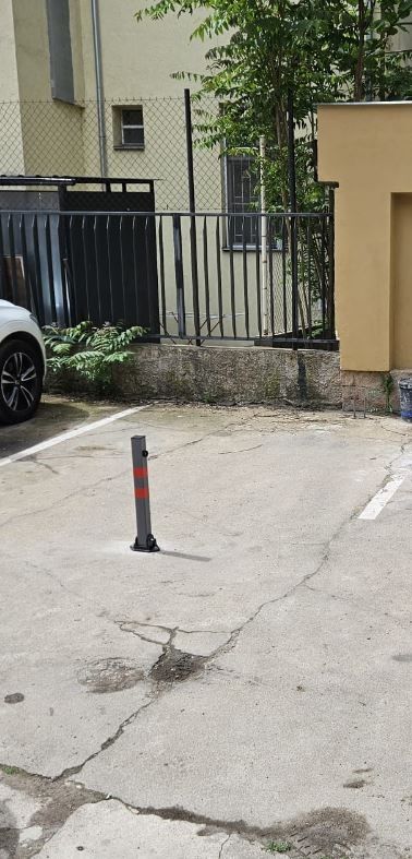 Nabízím k dlouhodobému pronájmu bezpečné parkovací stání v P