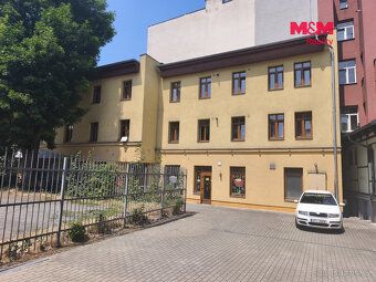 Rental of commercial premises 42 sqm in the center of