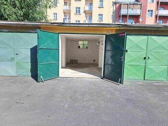 I offer for rent a garage in good condition located in