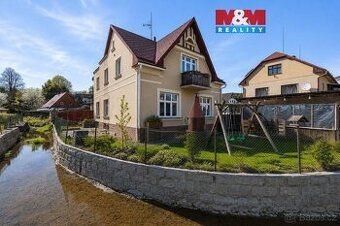 Sprzedam dom jednorodzinny z ogrodem i warsztatem - Wielkie Piotrowice