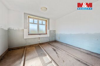 Nabízíme Vám prodej rodinného domu s pozemky o celkové rozlo