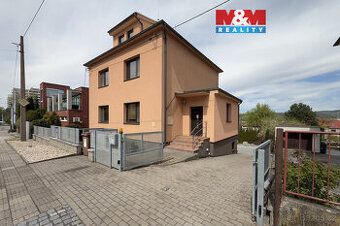 Samostatný nebytový / obchodní prostor, vhodný jako kancelář