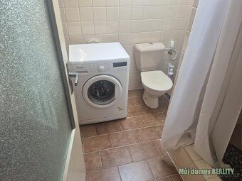 Ponukujeme do prenájmu svetlý byt **1+1 o veľkosti cca 48 m²**