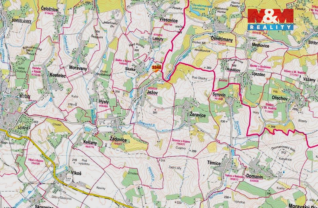 Prodej pozemku o výměře 1000 m2 v katastru obce Ježov. Jedná