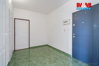 Nabízíme k prodeji světlý byt 2+1 o ploše 46 m² s prostorným