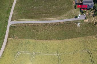 Oferujemy na sprzedaż działkę budowlaną o łącznej powierzchni 463 m².