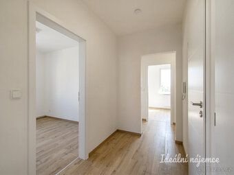 Na dlhodobý podnájom ponúkame krásny moderný byt o dispozícii 4+kk v žiadanej lokalite Praha - Černý Most.