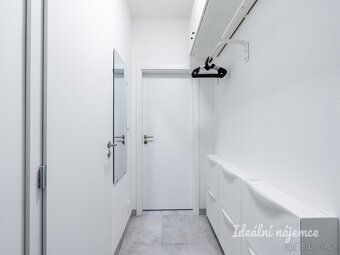 K dlouhodobému podnájmu nabízíme krásný nový, kompletně vyba