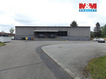 Oferujemy wynajem połowy hali magazynowej o powierzchni ok. 430 m² w Karwinie