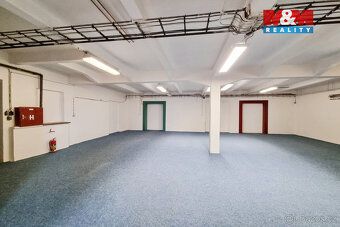 Nabízíme k pronájmu nebytové prostory o velikosti 370 m² v a