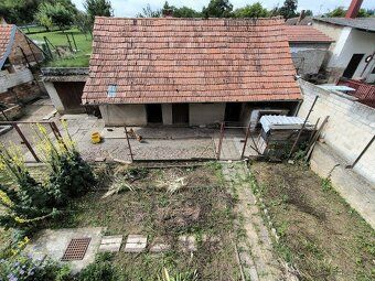 Nabízíme k prodeji rodinný dům v obci Moravany u Kyjova. Dům