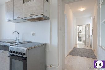 Oferujemy na sprzedaż jasny apartament po remoncie wraz z podłogą
