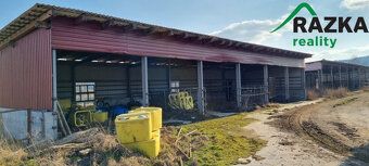 Ponuka na predaj areálu kravína s kapacitou 250 dojníc. Areál