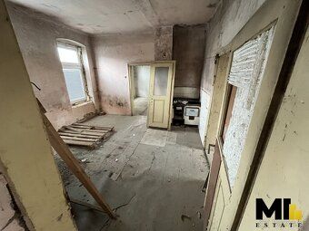 Nabízíme Vám k prodeji rodinný dům o velikosti 130 m2 ve měs
