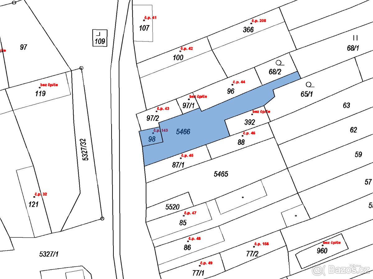 We offer for sale a smaller family house of size 36 m² in Zlin