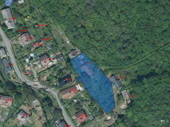 Oferujemy do sprzedaży dom jednorodzinny o powierzchni 284 m² na działce o powierzchni 1 760 m² w spokojnej części…