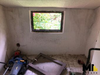 Nabízíme k prodeji rodinný dům, nacházející se na adrese Štu