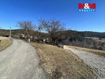 Nabízíme k prodeji pozemek určený ke stavbě rodinného domu, 
