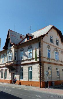 Nabízím k pronájmu nebytové prostory ke komerčnímu využití. 