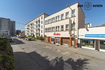 Oferujemy do wynajęcia wolne pomieszczenia biurowe