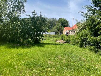 Продаю два суміжні земельні ділянки, що використовуються як один цілий в за