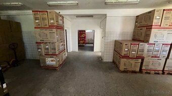 Nabízíme k pronájmu komerční prostory o celkové výměře 166 m