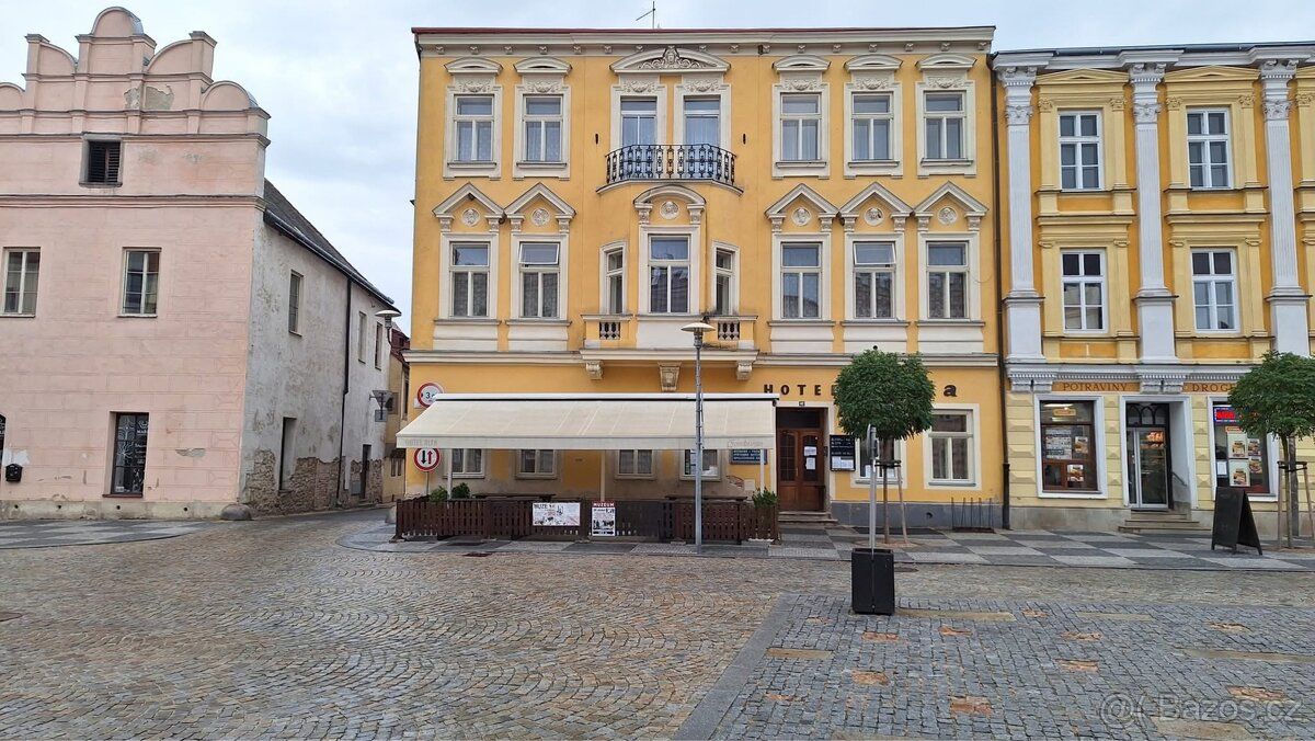 Prodej historického činžovního domu, 1 192 m² (historické ce