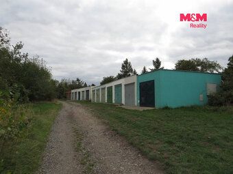 Nabízíme k prodeji řadovou garáž v osobním vlastnictví na ok