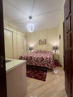 Luxusní apartmán přímo na pláži (1. linie u moře) – Sahl Has