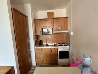 Oferuję do długoterminowego wynajęcia przestronne i jasne mieszkanie 3+1 w