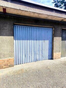 I offer for rent a larger garage in Hudečkova street, Prague 4 -