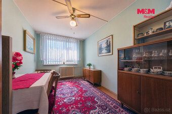 Oferujemy na sprzedaż przestronne mieszkanie w spółdzielczym własności o
