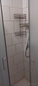 Oferuję na wynajem jasny apartament z balkonem o układzie 1+1 w Uherské Hradiště