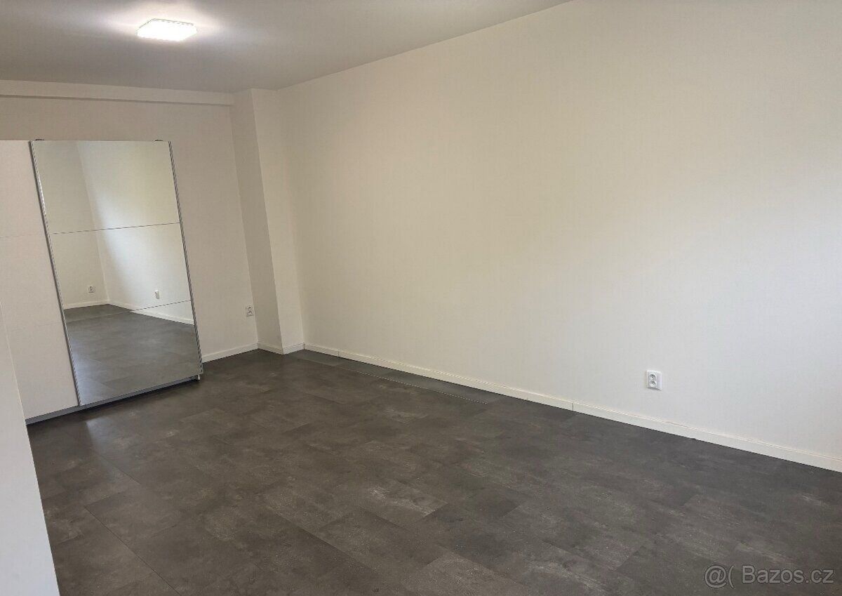 Wynajmę piękny słoneczny apartament 2+kk, 48 m² z balkonem - wolny od zaraz